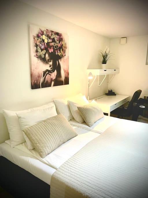 Downtown In Ten - Free Parking Apartment Gothenburg Bagian luar foto